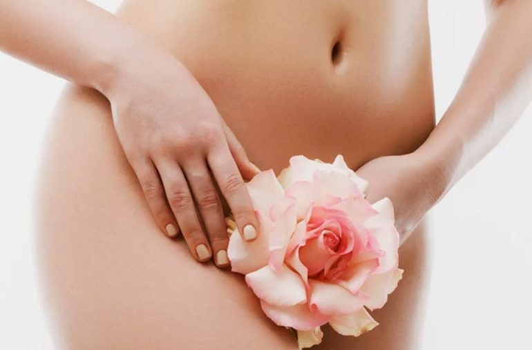 Липофилинг половых губ