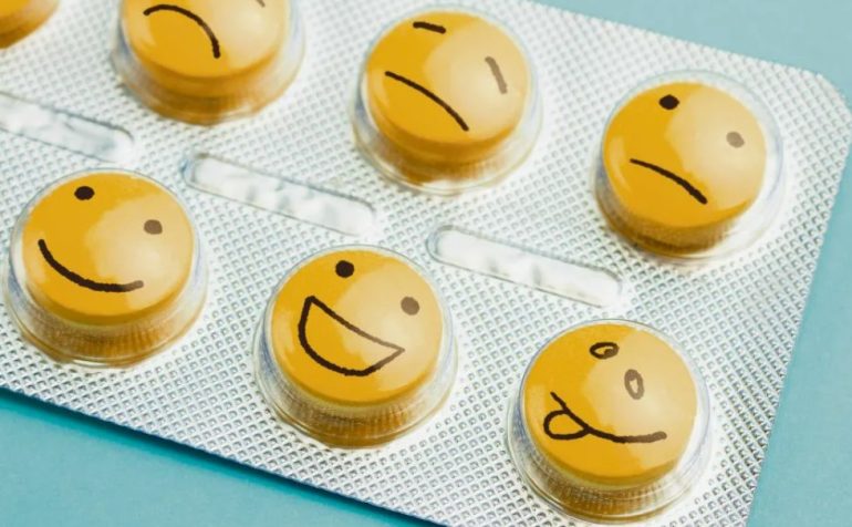 Почему таблетки от настроения не решают психологическую проблему